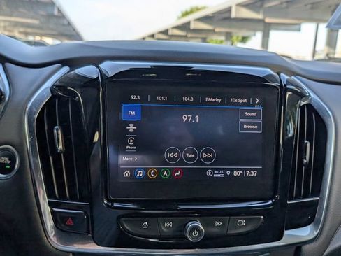 Used 2023 Chevrolet Traverse RS w/ LPO, Floor Liner Package AWD/4WD image 6