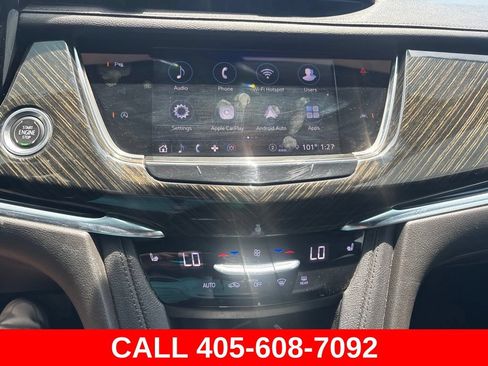 Used 2022 Cadillac XT6 Premium Luxury FWD image 17