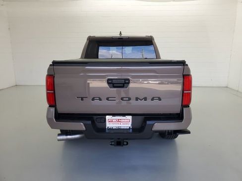 Used 2026 Toyota Tacoma TRD Sport RWD image 6