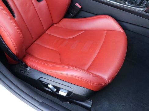 Used 2018 BMW M3 Competition image 31