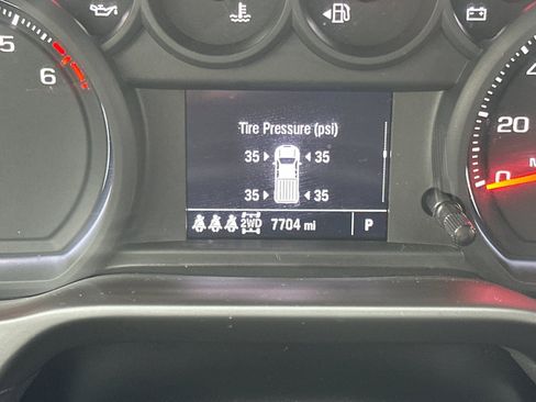 Used 2025 Chevrolet Silverado 1500 Custom image 29