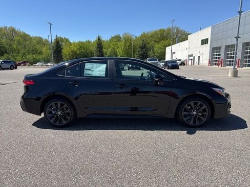 Used 2026 Toyota Corolla SE FWD image 12