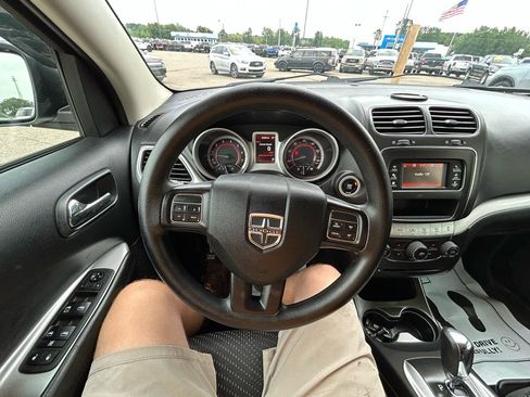 Used 2016 Dodge Journey SXT AWD/4WD image 28