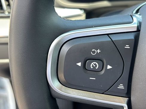 Certified 2023 Volvo XC60 B5 Core w/ Climate Package AWD/4WD image 16