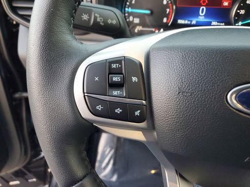 Certified 2023 Ford Explorer XLT image 22