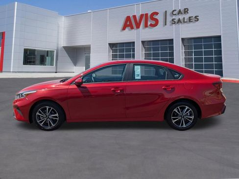 Used 2024 Kia Forte LXS image 10