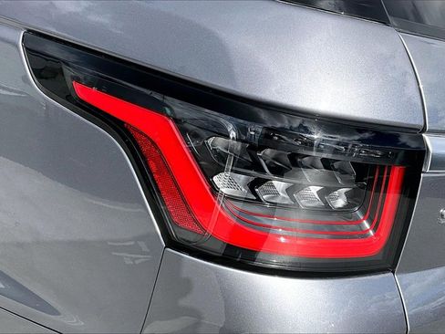 Used 2020 Land Rover Range Rover Sport HSE image 21