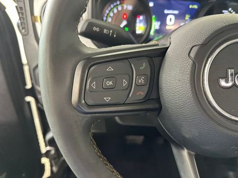 Used 2024 Jeep Wrangler Unlimited w/ Convenience Group image 15