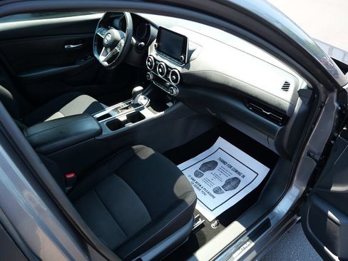 Used 2020 Nissan Sentra SV FWD image 25