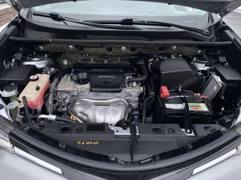 Used 2018 Toyota RAV4 XLE w/ Plus Extra Value Package image 21