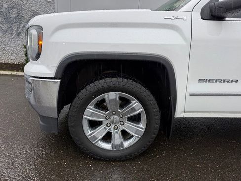 Used 2018 GMC Sierra 1500 SLT image 16