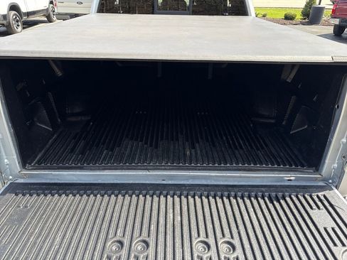 Used 2011 Ford F150 XLT w/ XLT Chrome Pkg image 9