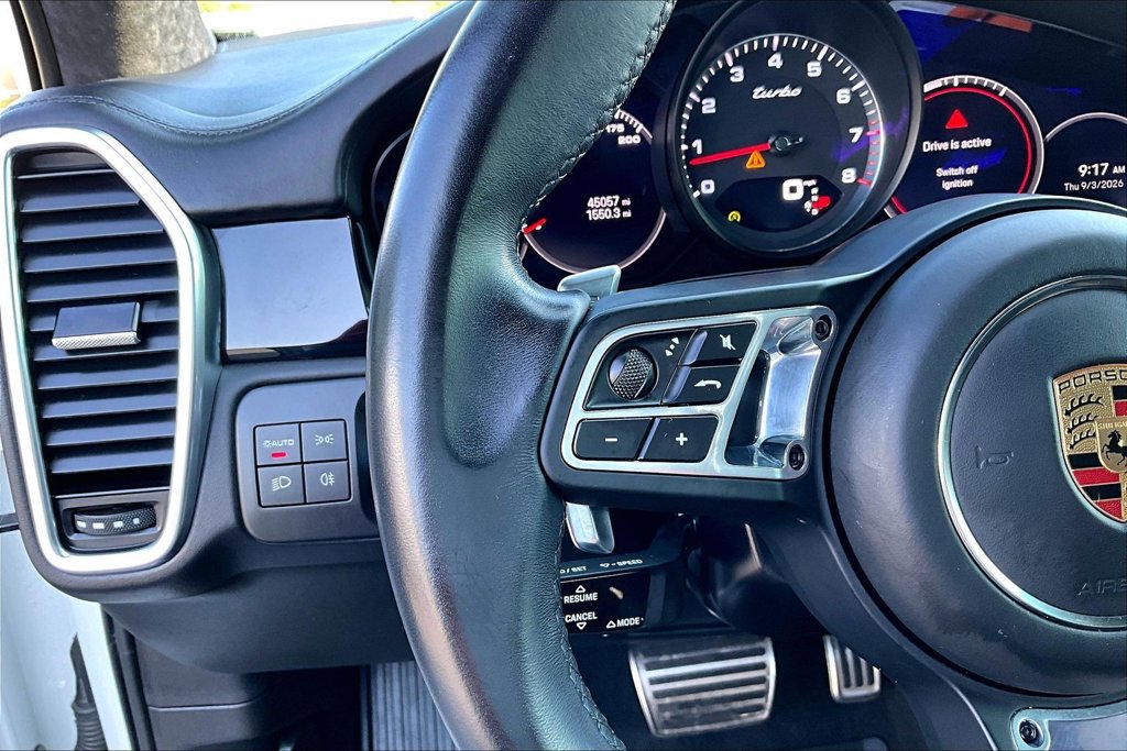 Used 2023 Porsche Cayenne Turbo AWD/4WD image 13
