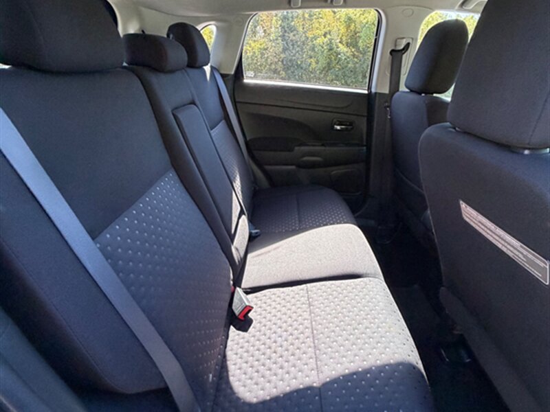 Used 2012 Mitsubishi Outlander Sport SE FWD image 19