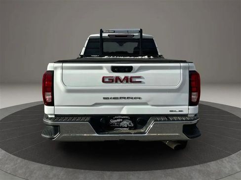 Used 2024 GMC Sierra 2500 SLE image 4