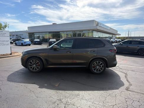 Used 2026 BMW X5 xDrive50e w/ M Sport Package AWD/4WD image 6