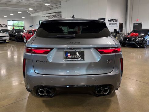 Used 2023 Jaguar F-PACE SVR AWD/4WD image 5