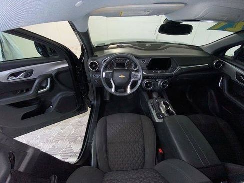Used 2021 Chevrolet Blazer LT FWD image 38