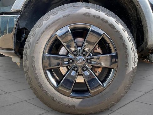 Used 2011 Ford F150 FX4 w/ FX Luxury Pkg image 12