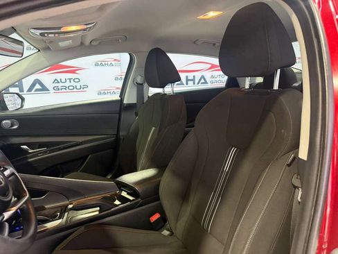 Used 2024 Hyundai Elantra SEL FWD image 27
