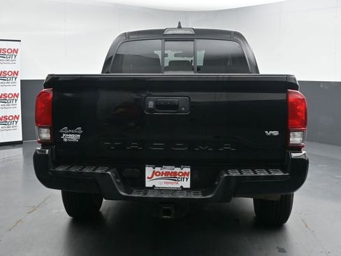Used 2023 Toyota Tacoma SR AWD/4WD image 8