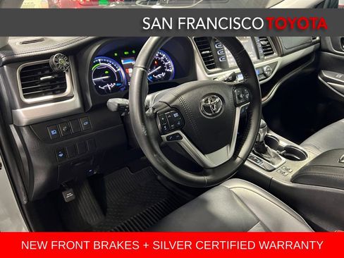 Certified 2019 Toyota Highlander XLE image 13