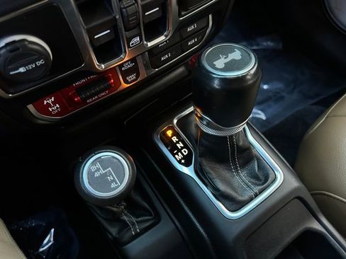 Used 2021 Jeep Wrangler Unlimited Rubicon w/ Dual Top Group image 30