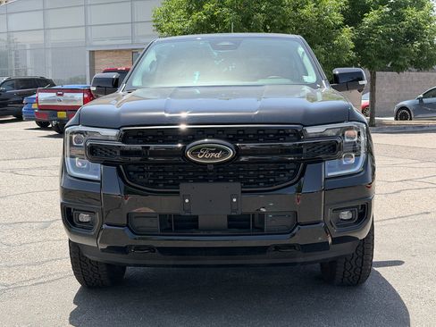 Used 2025 Ford Ranger Lariat w/ Black Appearance Package AWD/4WD image 2