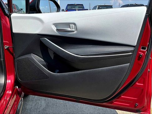 Used 2022 Toyota Corolla SE image 22