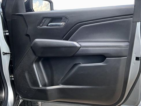 Used 2024 GMC Canyon Elevation w/ Elevation Premium Package RWD image 23