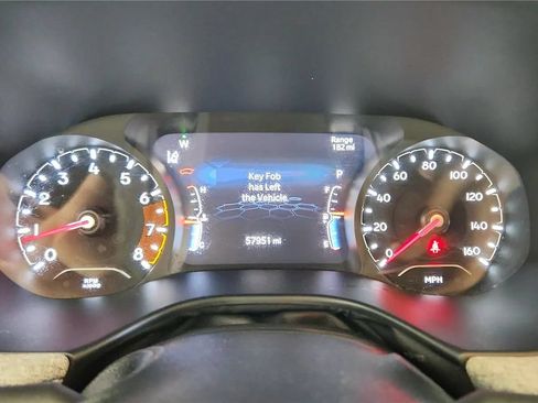 Used 2024 Jeep Compass Latitude AWD/4WD image 25