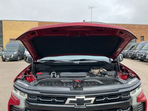 Used 2023 Chevrolet Silverado 1500 LT Trail Boss w/ Convenience Package II image 21