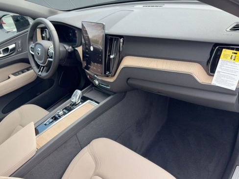 New 2026 Volvo XC60 B5 Plus w/ Protection Package Premier image 31
