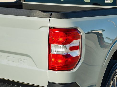 Used 2024 Ford Maverick XLT image 8