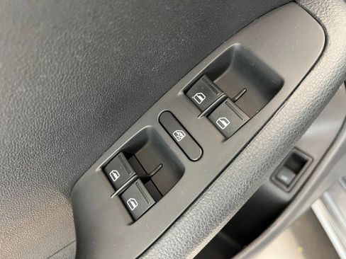 Used 2017 Volkswagen Jetta S FWD image 24