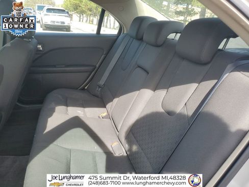 Used 2010 Ford Fusion SE FWD image 22