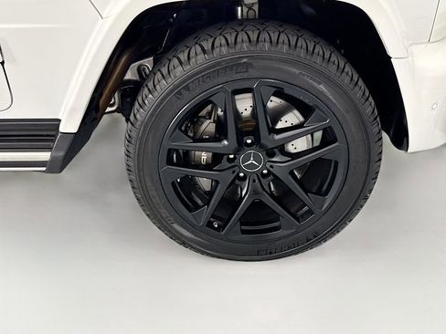 Certified 2022 Mercedes-Benz G 63 AMG 4MATIC image 31