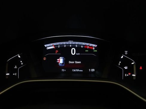 Used 2018 Honda CR-V EX image 2