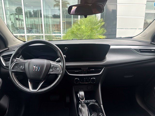 Used 2024 Buick Encore GX Preferred w/ Comfort Package FWD image 7