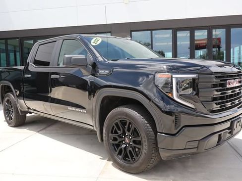 Used 2025 GMC Sierra 1500 Pro w/ Graphite Edition AWD/4WD image 1