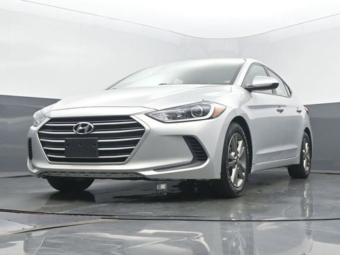 Used 2018 Hyundai Elantra SEL image 46