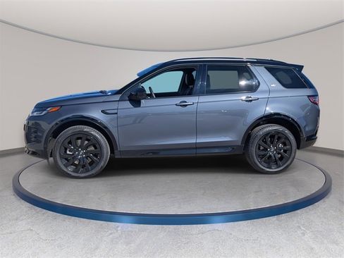 Used 2024 Land Rover Discovery Sport Dynamic SE image 2