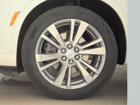 Used 2024 Cadillac XT6 Premium Luxury AWD/4WD image 20