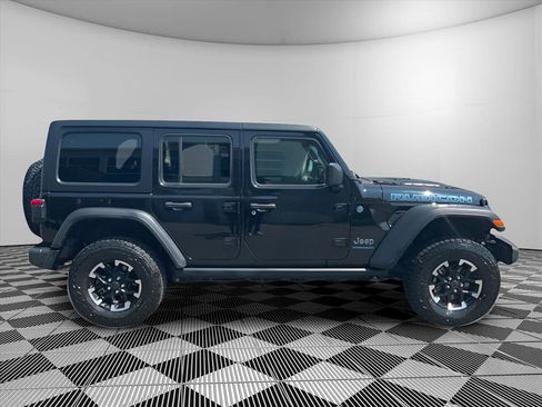 Used 2024 Jeep Wrangler Unlimited Rubicon 4xe AWD/4WD image 5