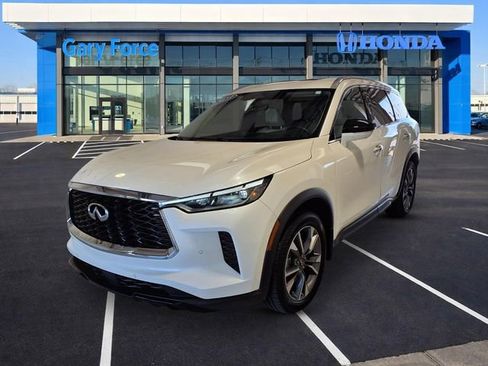 Used 2023 INFINITI QX60 Luxe w/ Cargo Package FWD image 4