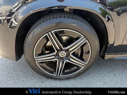 Certified 2025 Mercedes-Benz GLE 350 4MATIC w/ AMG Line Exterior image 12