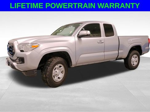 Used 2022 Toyota Tacoma SR w/ SR Convenience Package image 2