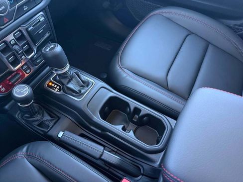 New 2026 Jeep Wrangler Unlimited Rubicon image 24