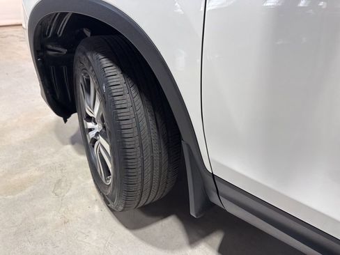 Used 2017 Honda Pilot EX-L image 3