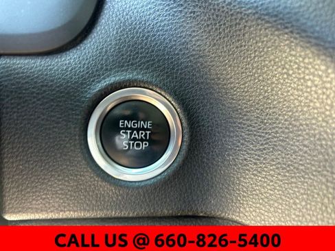 Used 2022 Toyota Tundra SR5 AWD/4WD image 14